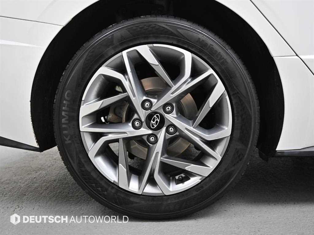 HYUNDAI Sonata - Vista 5