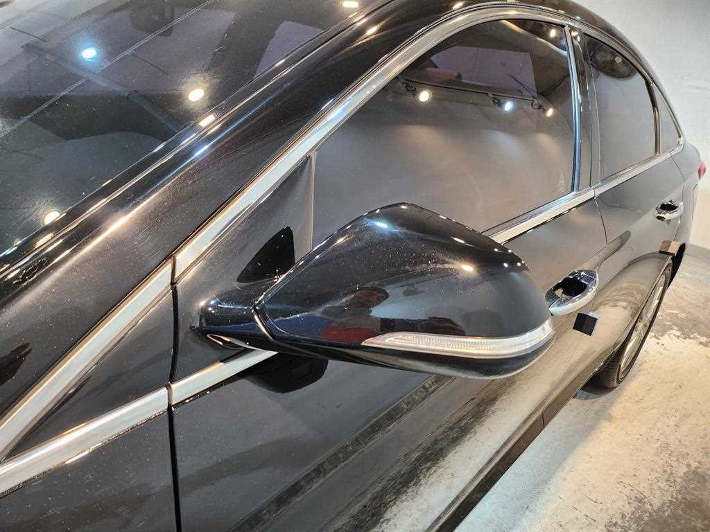 HYUNDAI Sonata - Vista 5