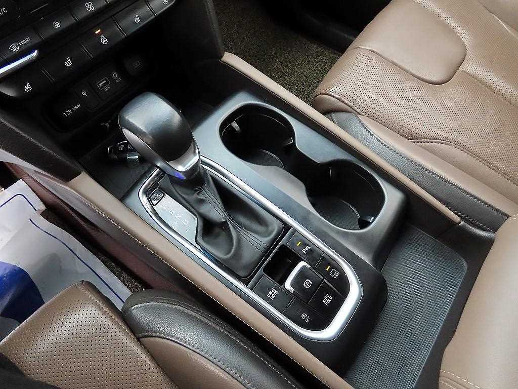 HYUNDAI Santa Fe - Vista 10