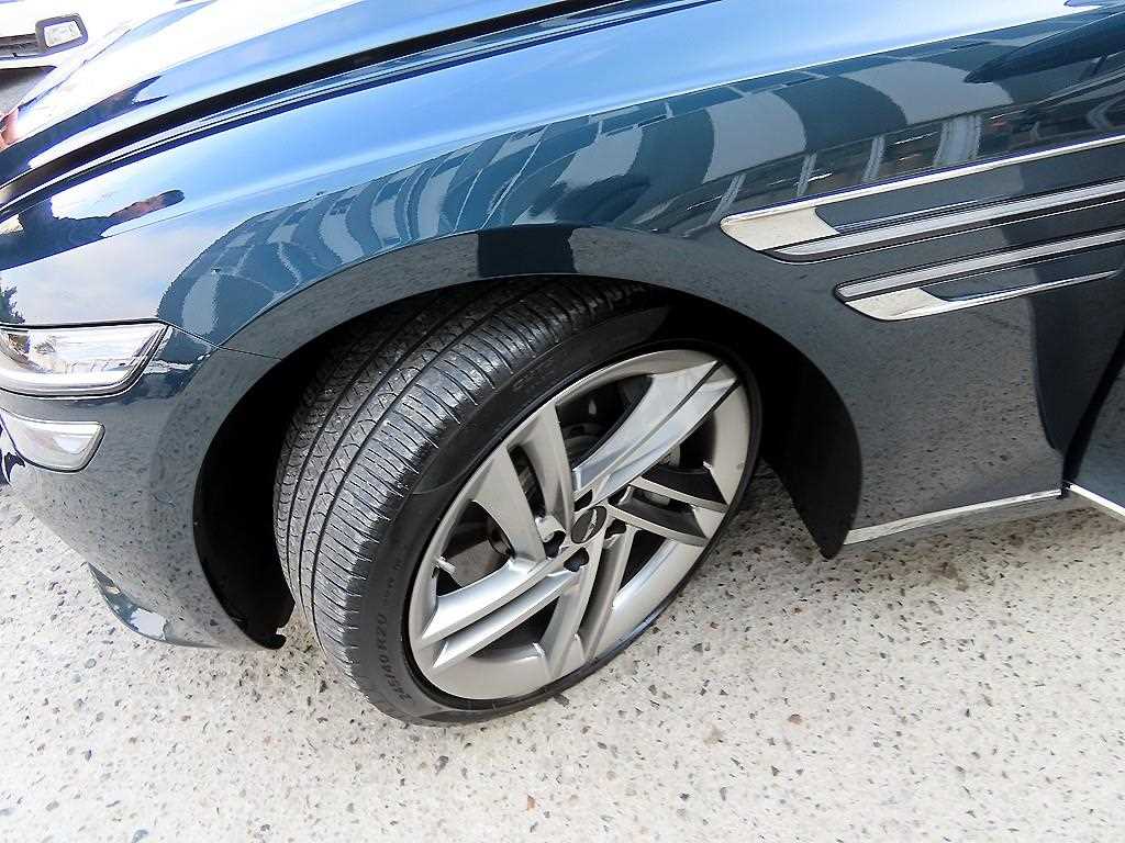 Genesis G80 2025 Azul - Importación desde Corea - HF Imports Iquique - Foto 20