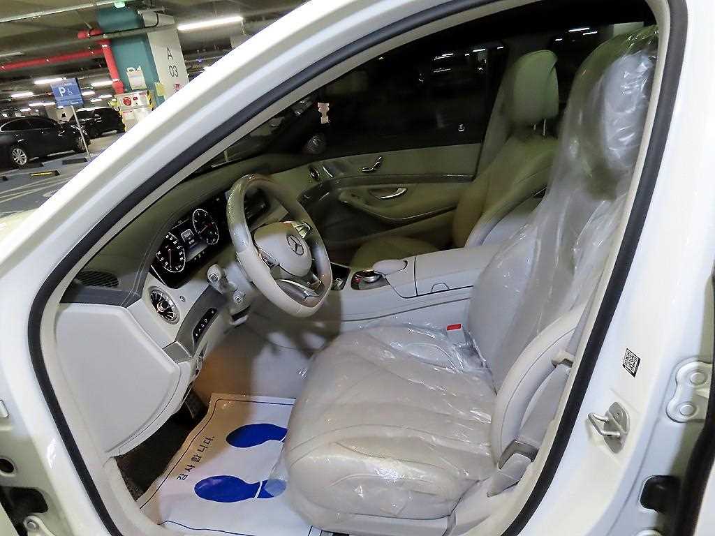 Mercedes Benz S Class - Vista 7