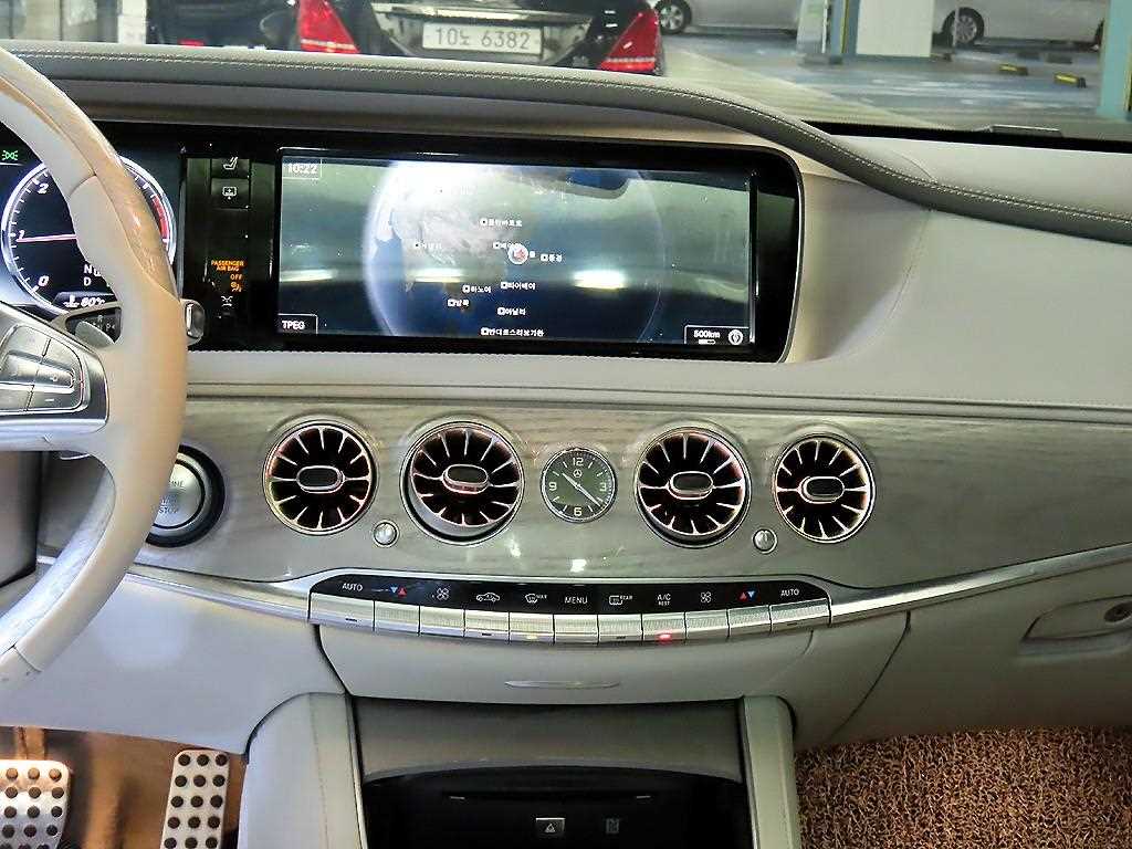 Mercedes Benz S Class - Vista 11