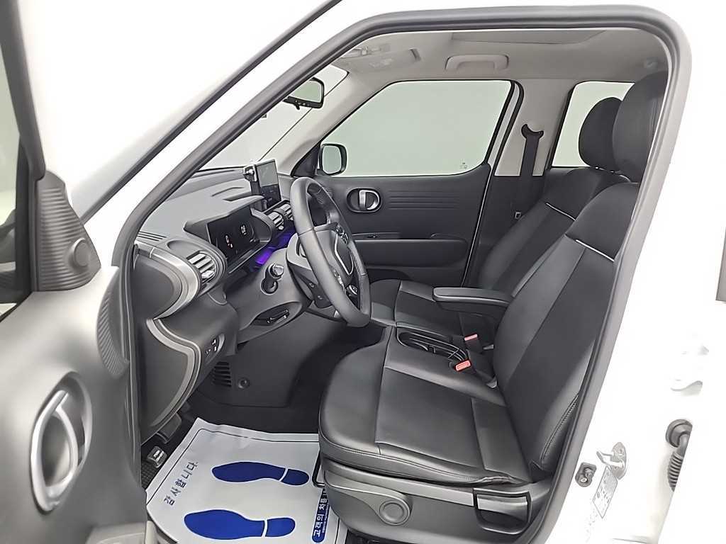 HYUNDAI Casper - Vista 11