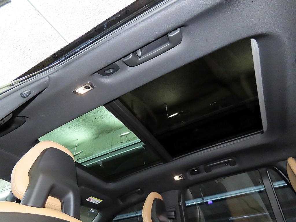 Volvo XC90 2021 Negro - Importación desde Corea - HF Imports Iquique - Foto 15