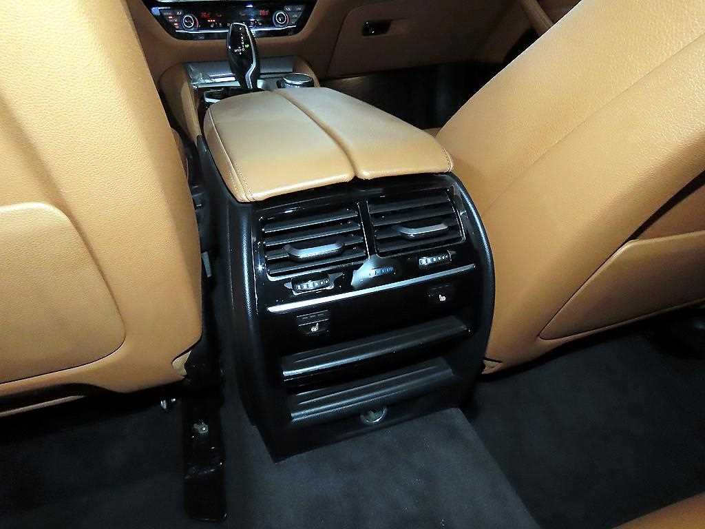 BMW 5 Series 2018 Blanco - Importación desde Corea - HF Imports Iquique - Foto 16