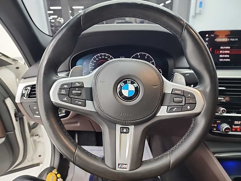 BMW 5 Series - Vista 9