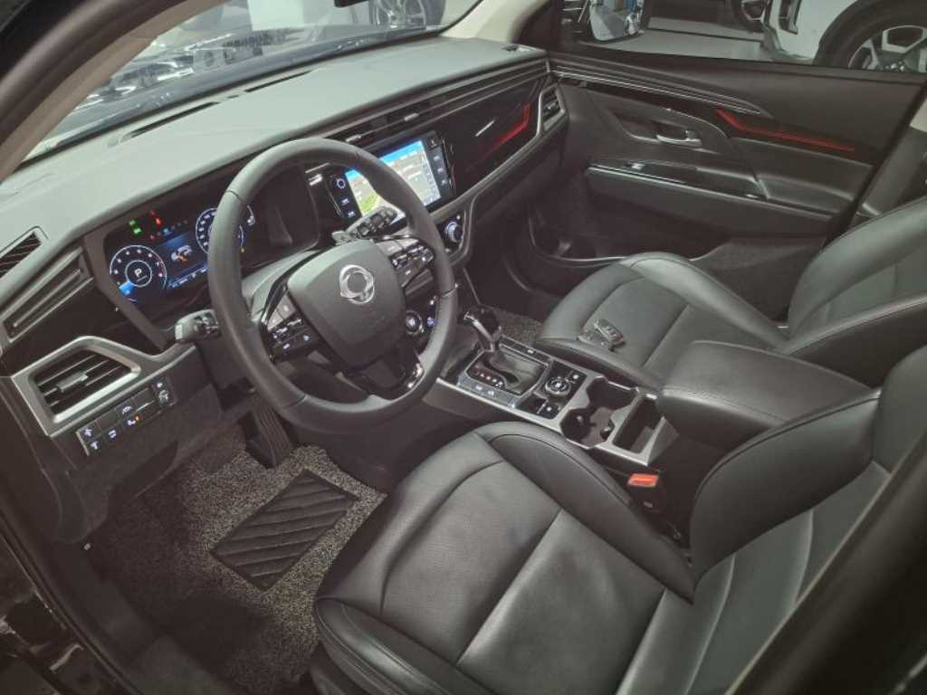 Ssangyong Korando - Vista 8