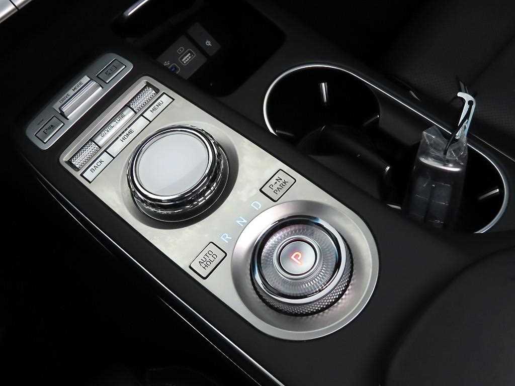 Genesis GV70 - Vista 10