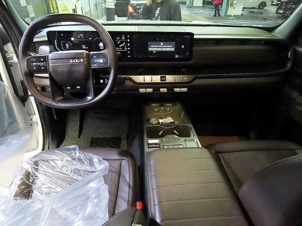 KIA Tasman - Vista 10