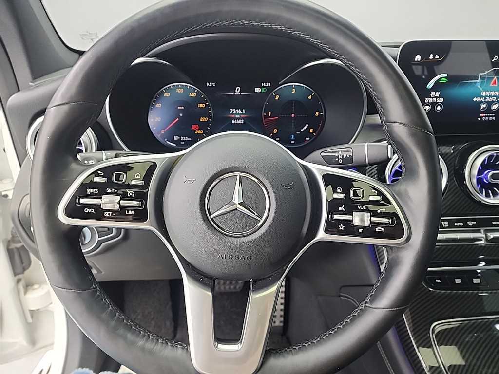 Mercedes Benz GLC Class - Vista 9