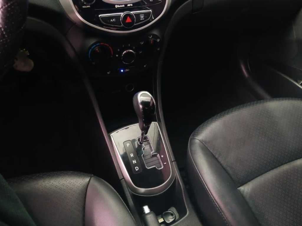HYUNDAI Accent 2012 - Importación desde Corea - HF Imports Iquique - Foto 15