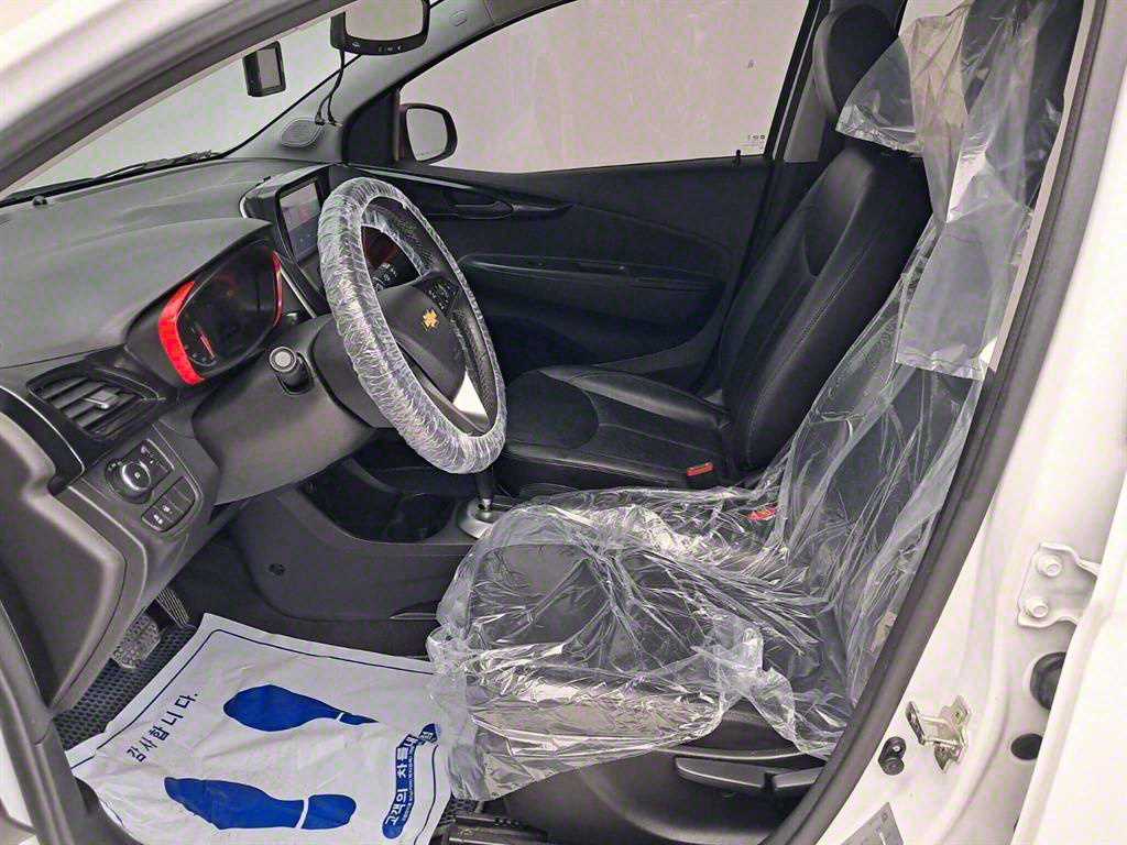 Chevrolet Spark - Vista 11