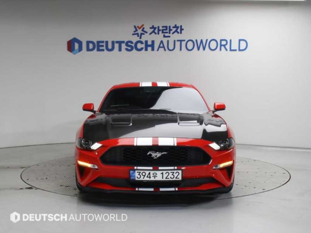 Ford Mustang - Vista 4