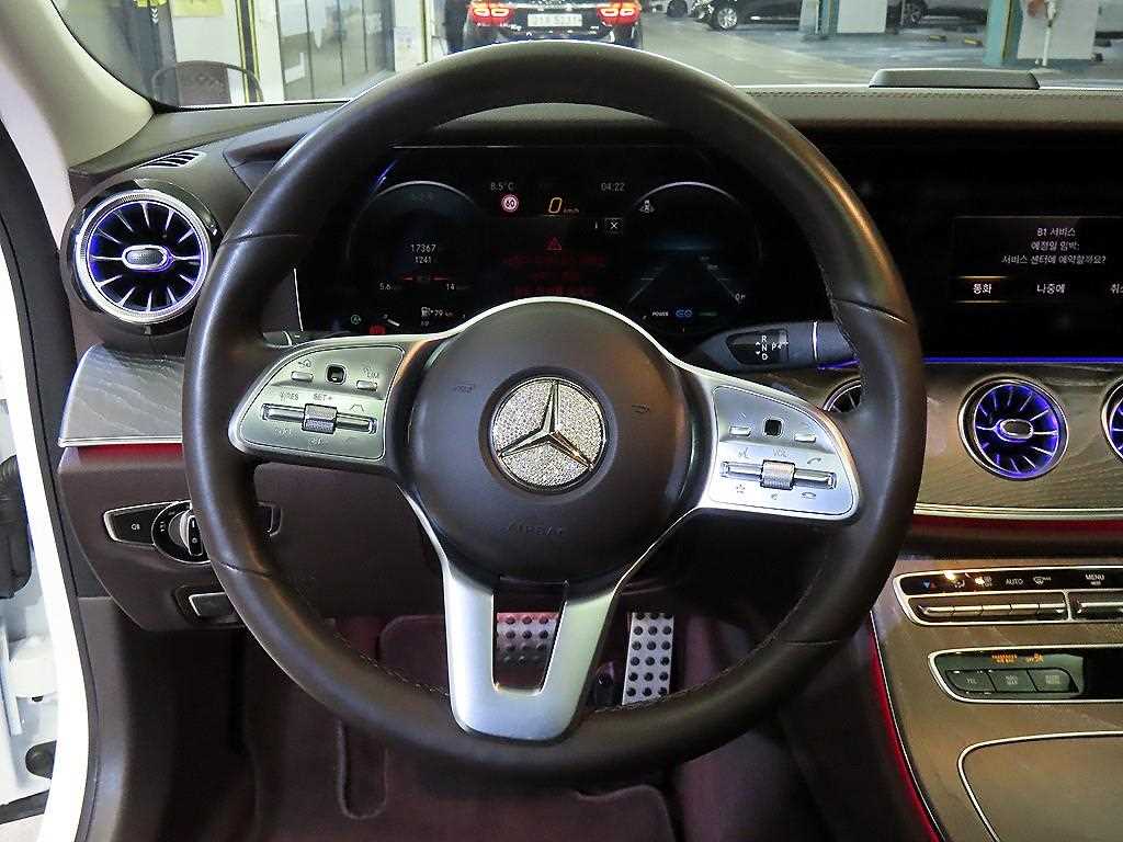 Mercedes Benz CLS Class - Vista 7
