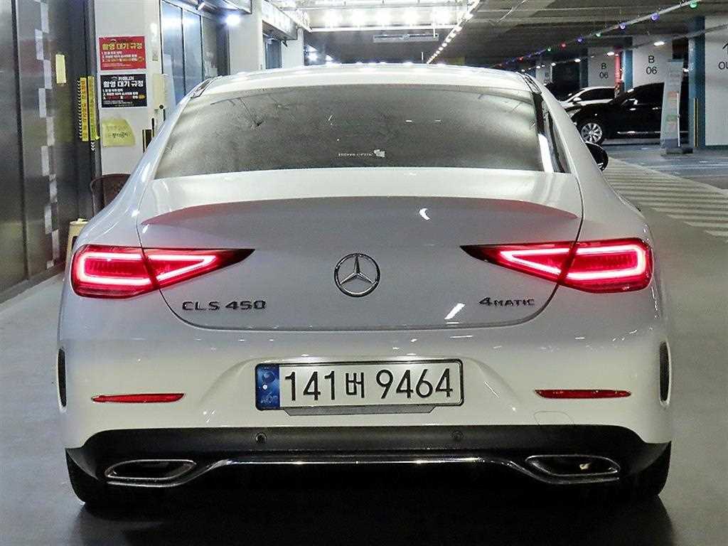 Mercedes Benz CLS Class - Vista 4