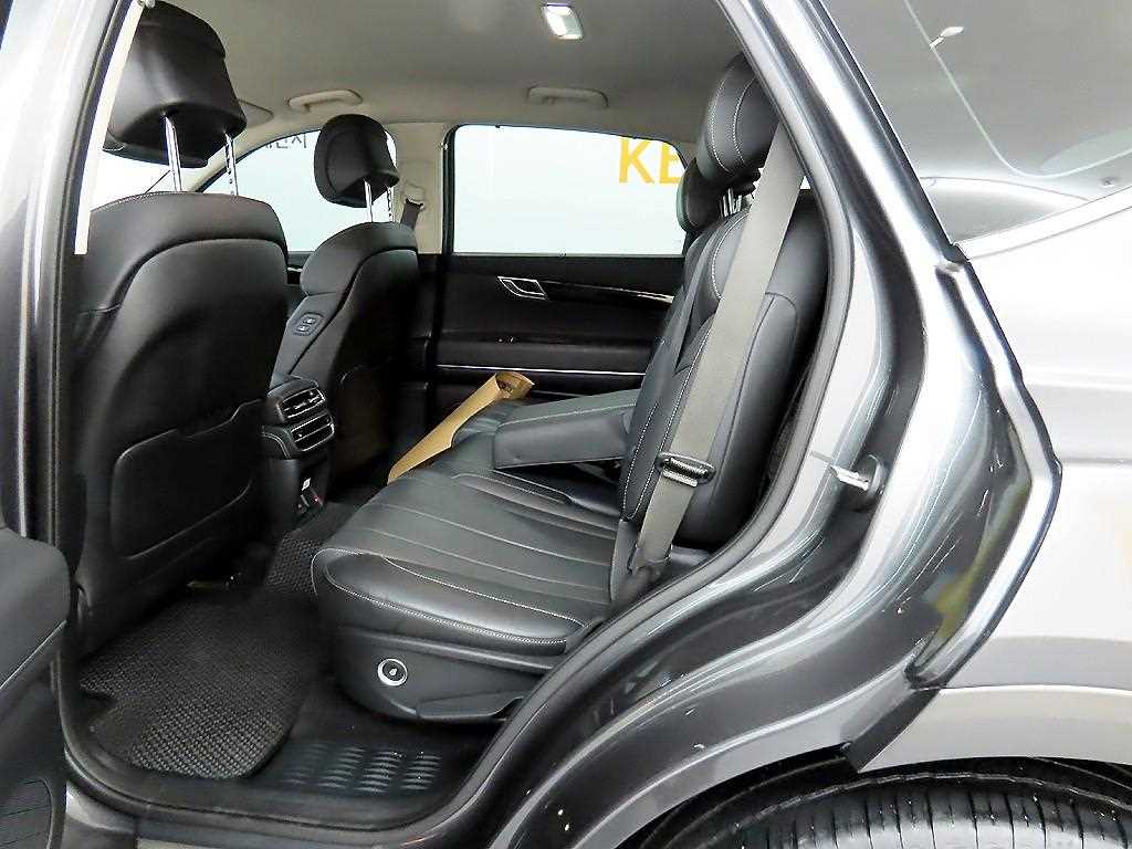 Genesis GV80 - Vista 6