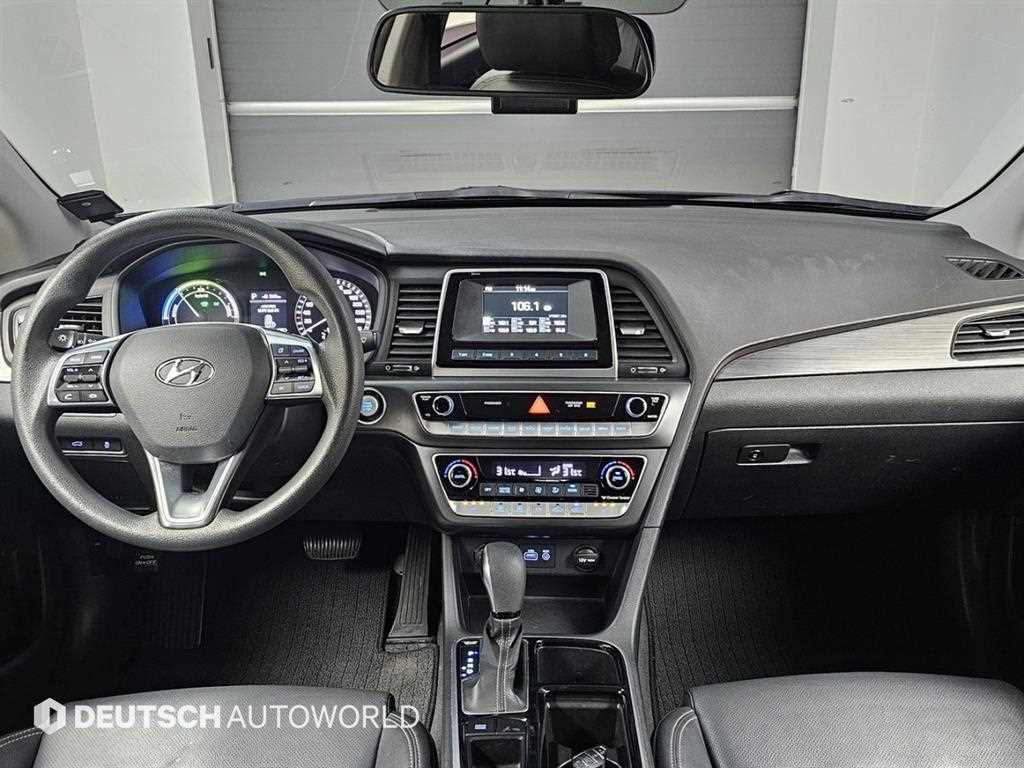 HYUNDAI Sonata - Vista 7