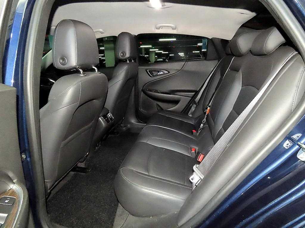 Chevrolet Malibu - Vista 12