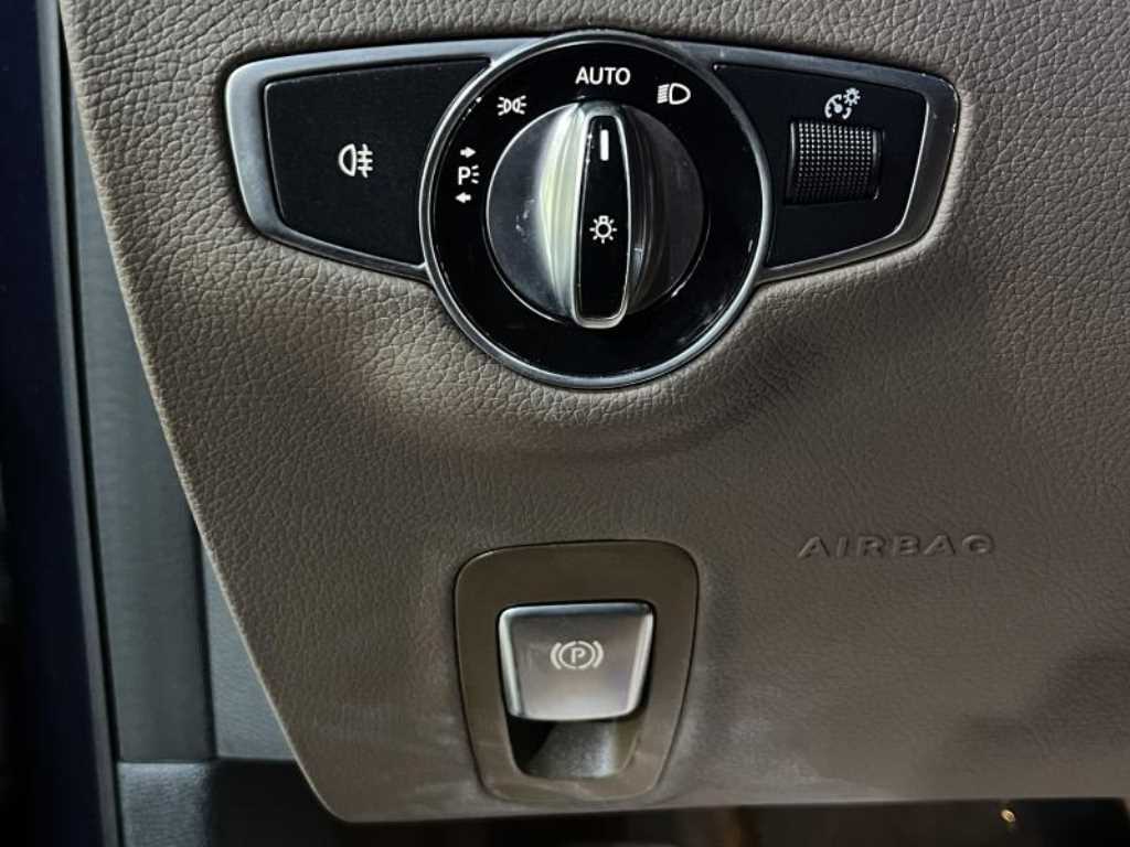 Mercedes Benz E class 2022 Azul - Importación desde Corea - HF Imports Iquique - Foto 14
