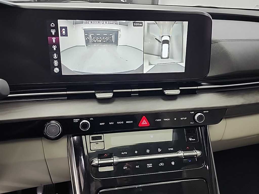 KIA Carnival - Vista 10