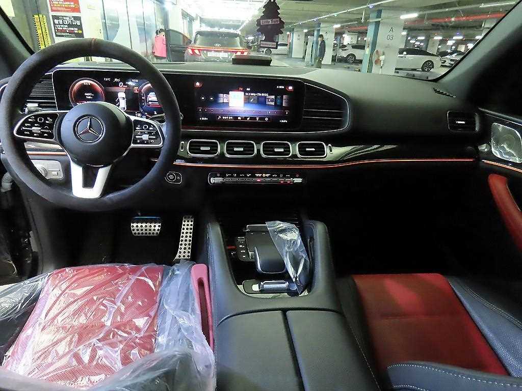 Mercedes Benz GLE Class - Vista 10