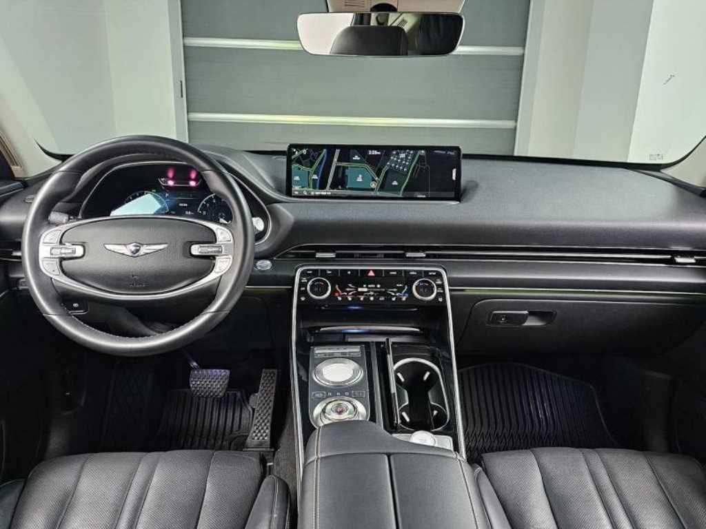 Genesis GV80 - Vista 7