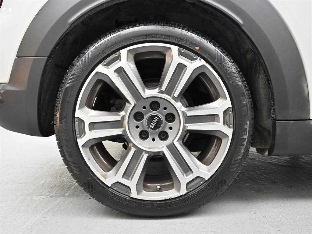 Mini Countryman - Vista 5