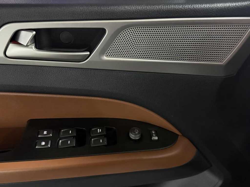 Ssangyong Rexton - Vista 7