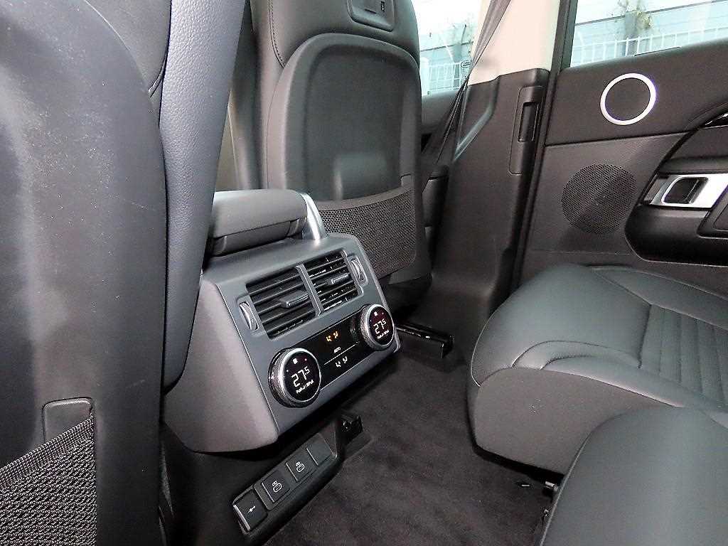 Land Rover Discovery 2023 Gris - Importación desde Corea - HF Imports Iquique - Foto 15