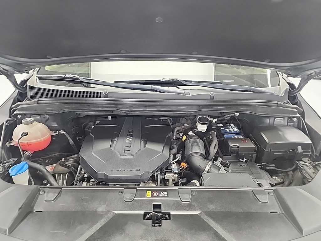 KIA Carnival - Vista 5