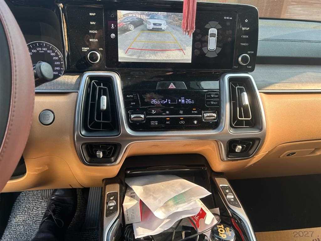 KIA Sorento - Vista 8