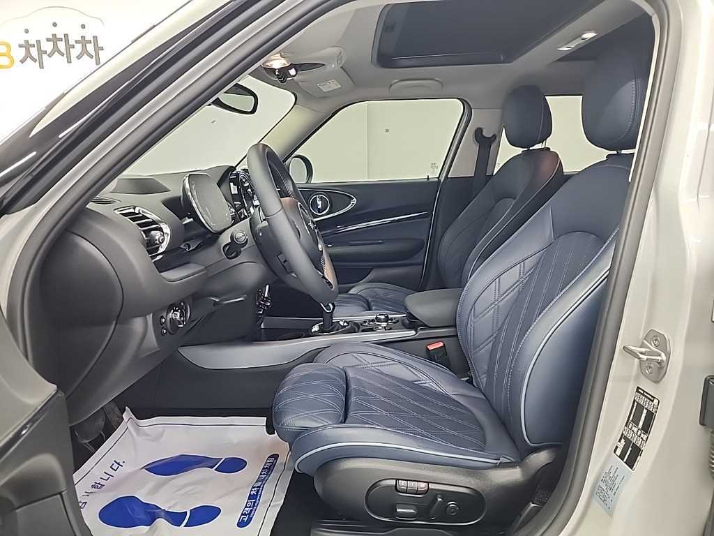 Mini Clubman - Vista 11