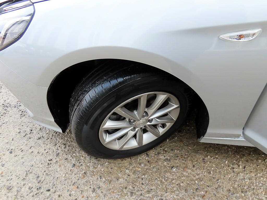 HYUNDAI Sonata 2019 Plateado - Importación desde Corea - HF Imports Iquique - Foto 19