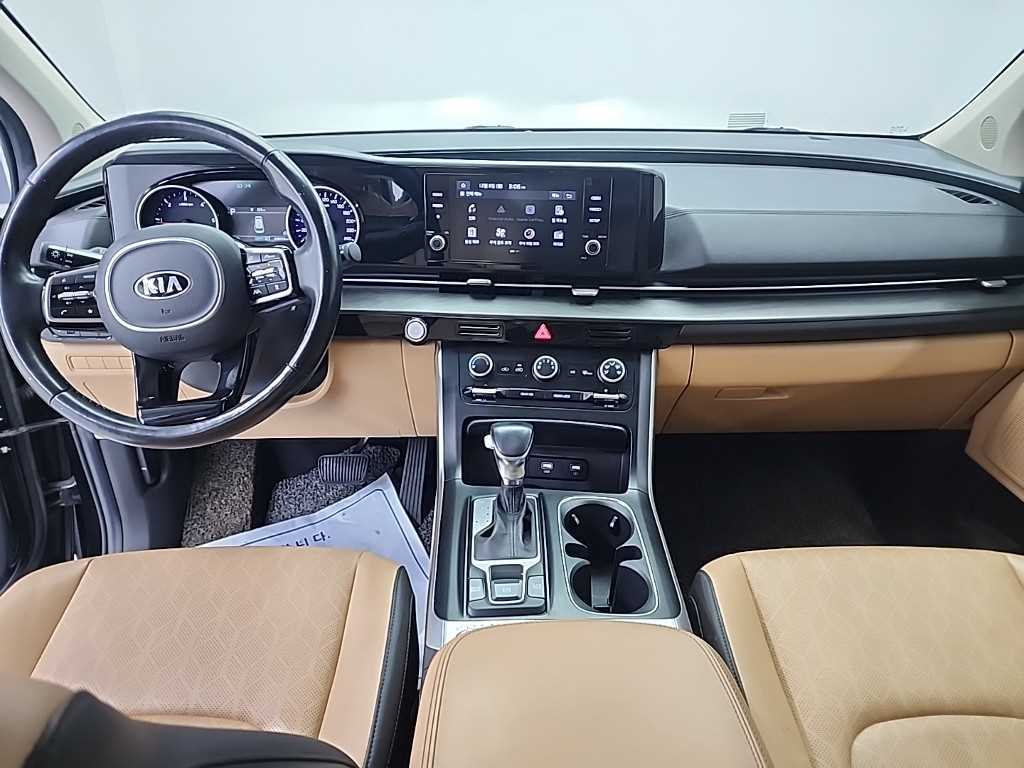 KIA Carnival - Vista 7