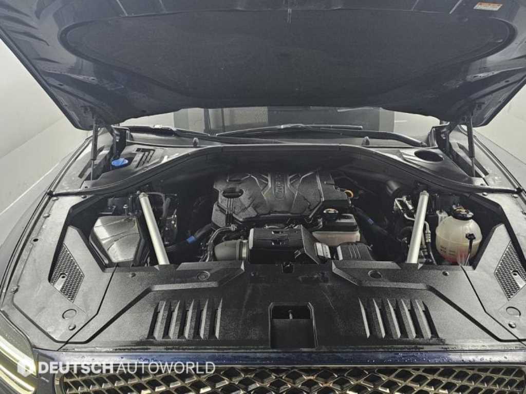 Genesis GV70 - Vista 6