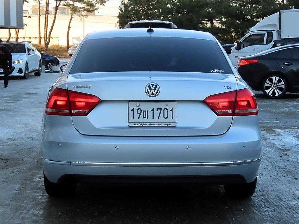 Volkswagen Passat - Vista 4