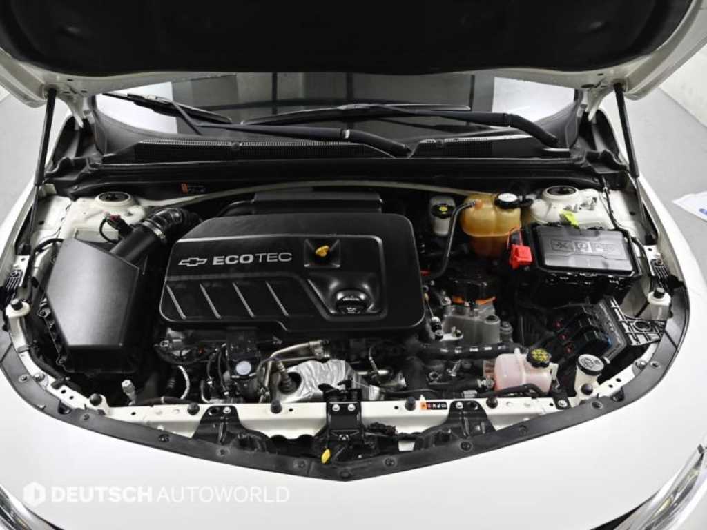 Chevrolet Malibu - Vista 6