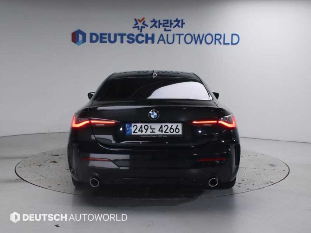 BMW 4 Series - Vista 4