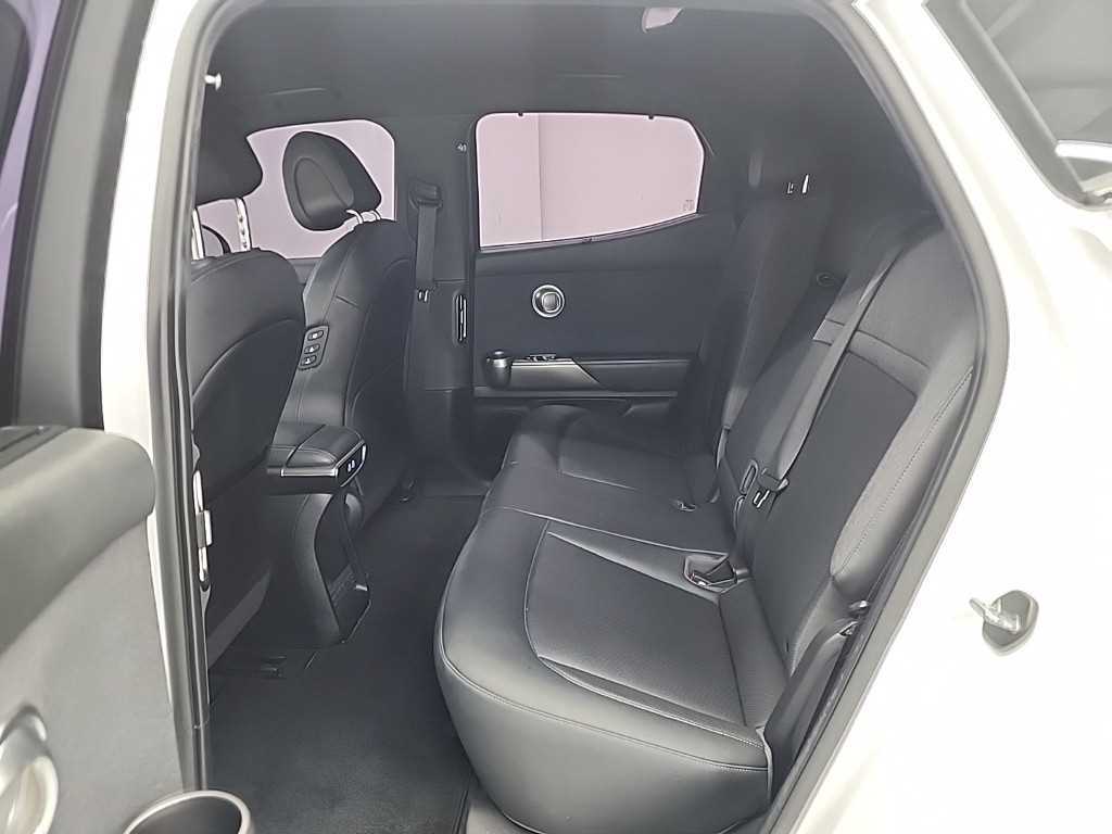 Genesis GV60 - Vista 12