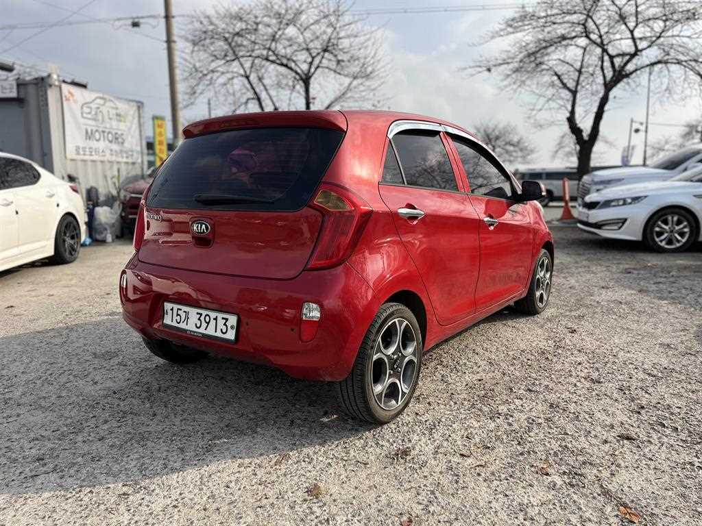 KIA Morning - Vista 5