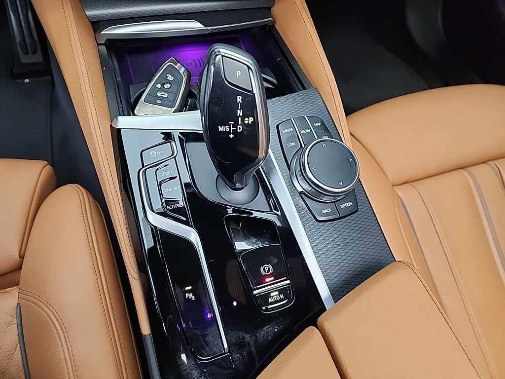 BMW 5 Series - Vista 8