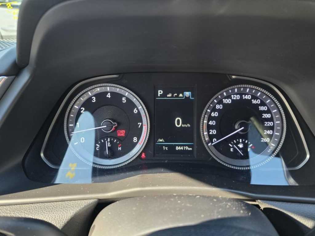 HYUNDAI Sonata - Vista 10