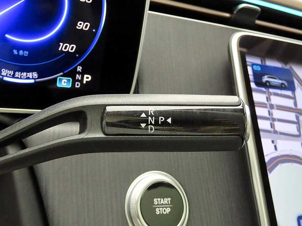 Mercedes Benz EQE - Vista 12