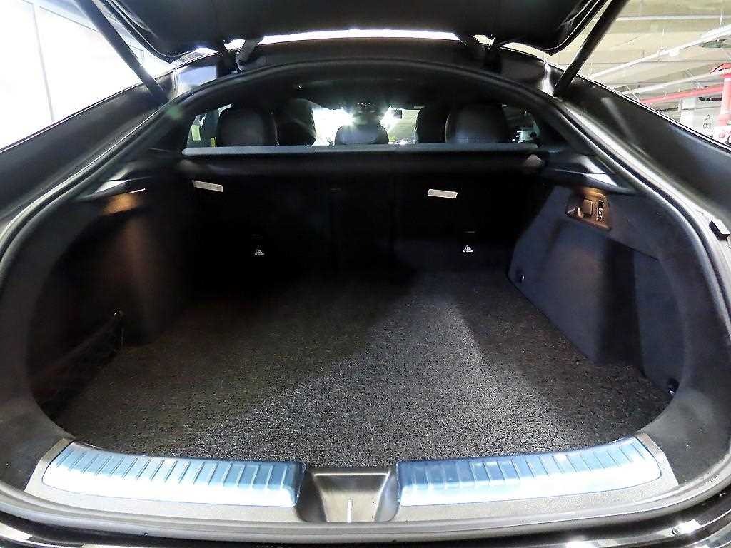 Mercedes Benz GLE Class 2023 Negro - Importación desde Corea - HF Imports Iquique - Foto 18