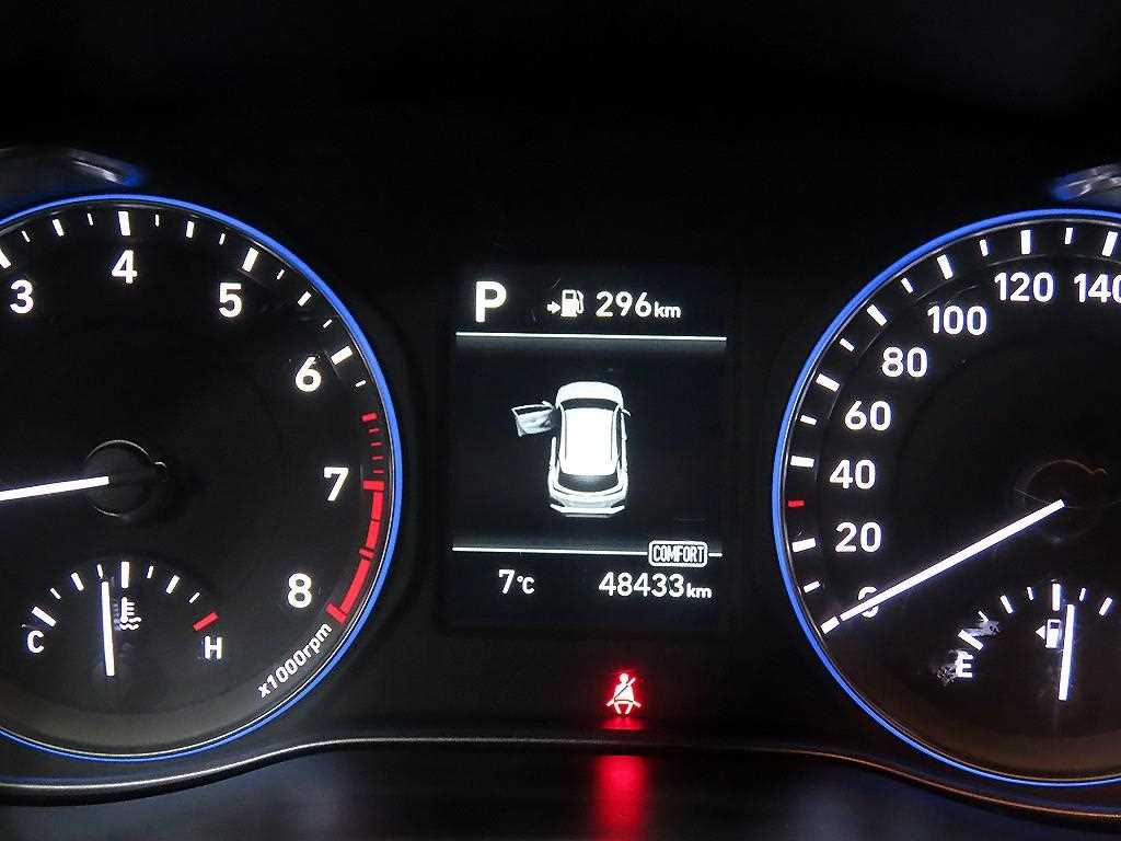 HYUNDAI Kona - Vista 9