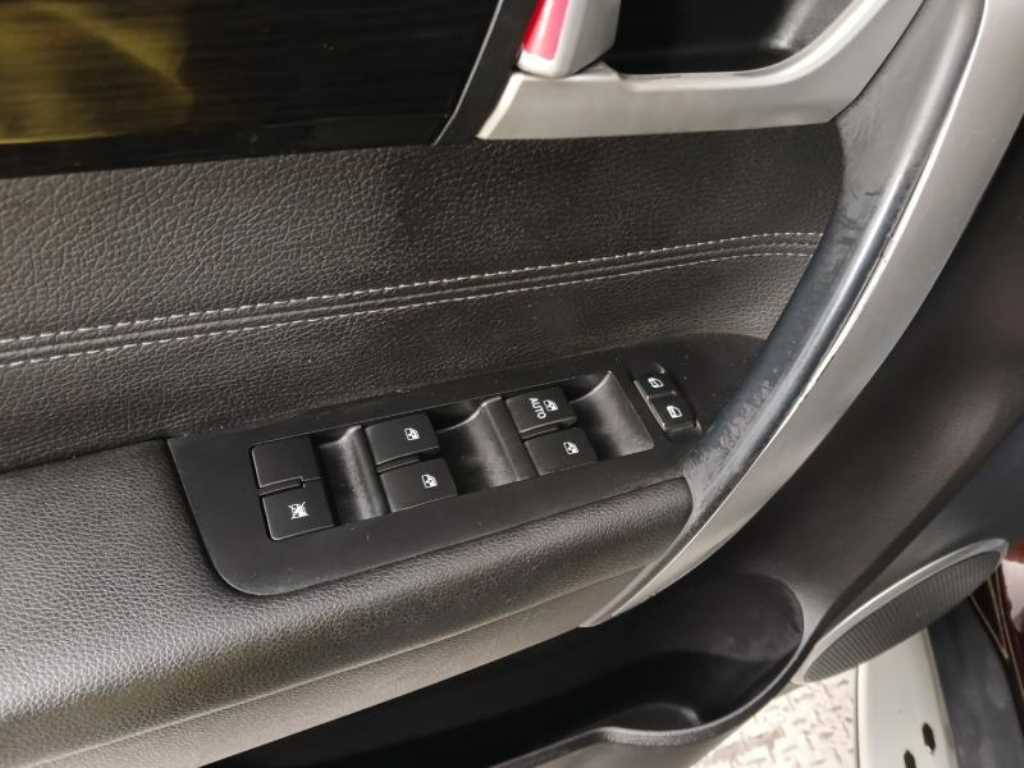 Chevrolet Captiva - Vista 9