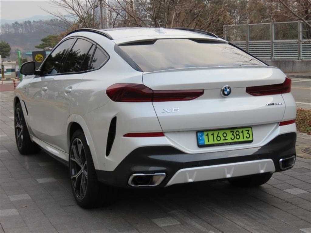 BMW X6 - Vista 4