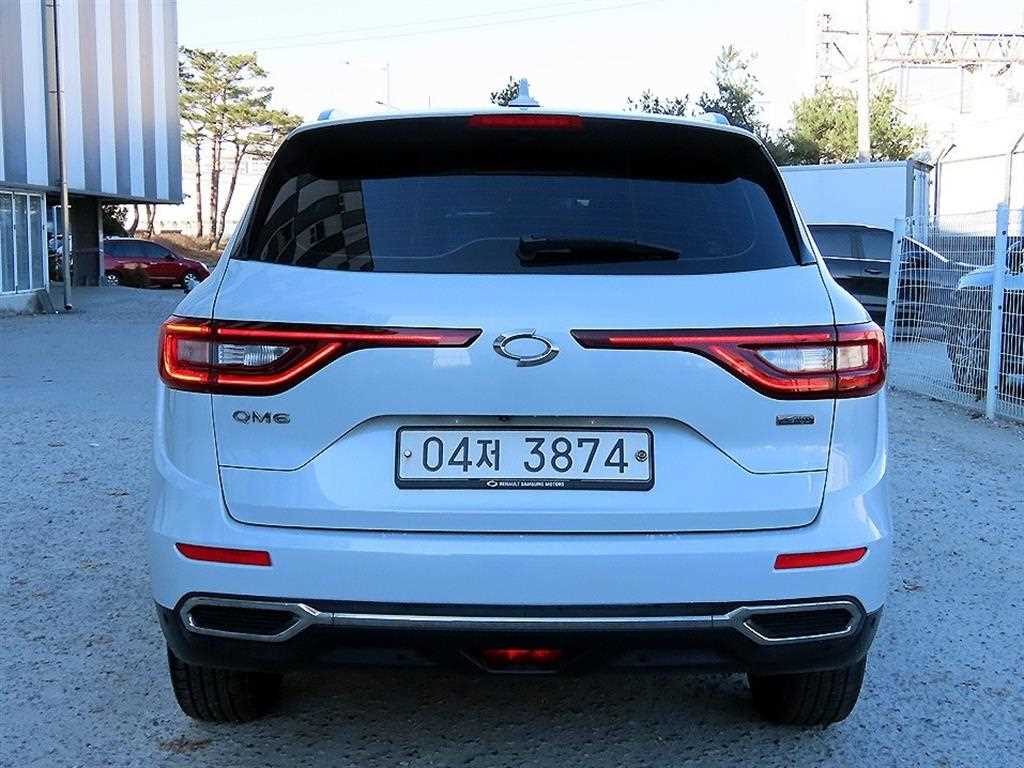 SAMSUNG QM6 - Vista 4