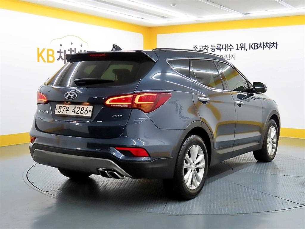 HYUNDAI Santa Fe - Vista 4