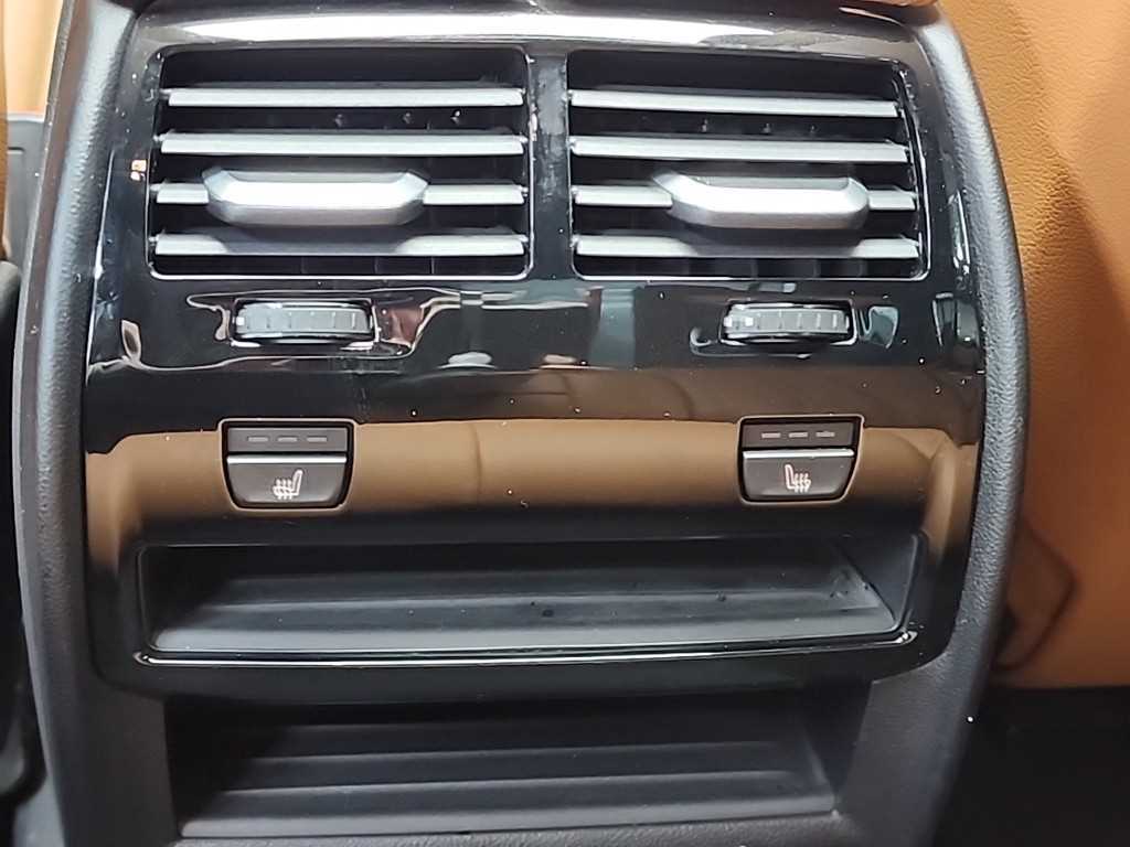 BMW 5 Series 2023 Negro - Importación desde Corea - HF Imports Iquique - Foto 13